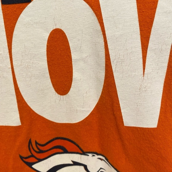 Peyton‎ Knows Nike Orange T-shirt Small Slim Fit Denver Broncos Logo Womens Mens - Picture 4 of 9